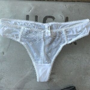 NEW DKNY lace thong panty